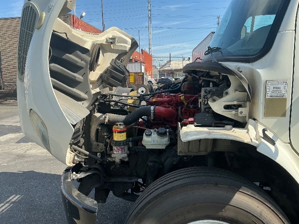 Medium Duty Box Truck-Light and Medium Duty Trucks-Freightliner-2019-M2-Torrance-CA-240,002\n\t\tmiles-$ 33,250 - Image 21