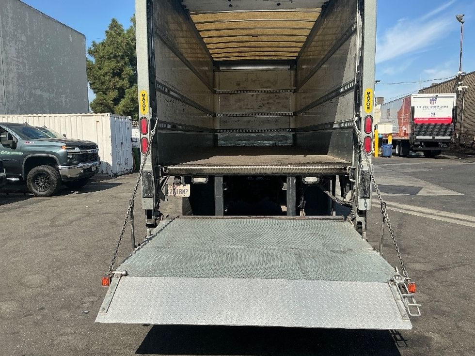 Medium Duty Box Truck-Light and Medium Duty Trucks-Freightliner-2019-M2-Torrance-CA-240,002\n\t\tmiles-$ 33,250 - Image 9