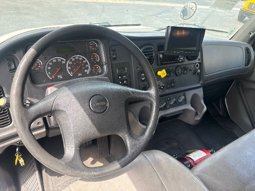 Medium Duty Box Truck-Light and Medium Duty Trucks-Freightliner-2019-M2-Torrance-CA-243,594\n\t\tmiles-$ 48,500 - Image 17