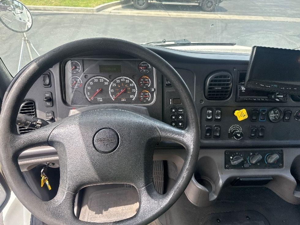 Medium Duty Box Truck-Light and Medium Duty Trucks-Freightliner-2019-M2-Torrance-CA-243,594\n\t\tmiles-$ 48,500 - Image 18