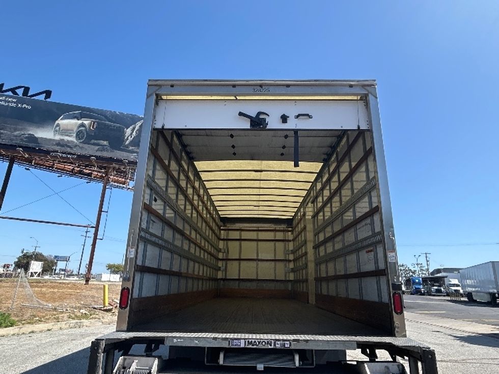 Medium Duty Box Truck-Light and Medium Duty Trucks-Freightliner-2019-M2-Torrance-CA-287,565\n\t\tmiles-$ 35,500 - Image 8