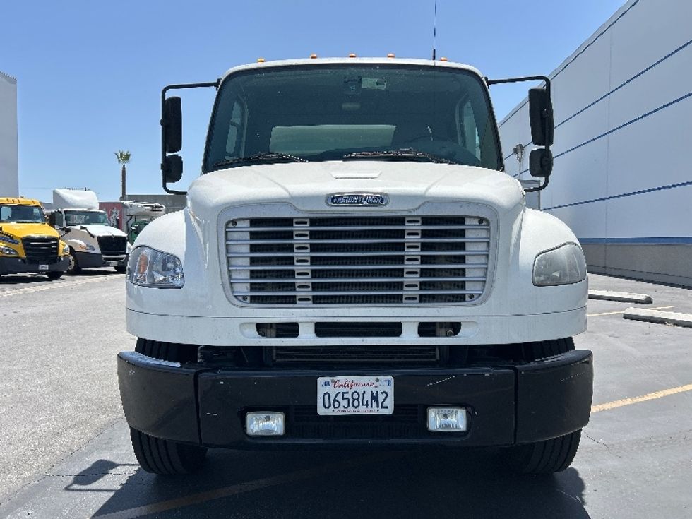 Medium Duty Box Truck-Light and Medium Duty Trucks-Freightliner-2019-M2-Torrance-CA-343,876\n\t\tmiles-$ 24,500 - Image 2