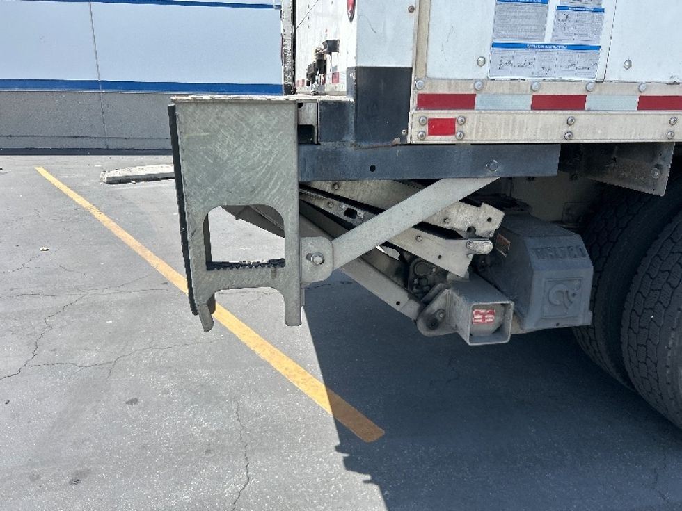 Medium Duty Box Truck-Light and Medium Duty Trucks-Freightliner-2019-M2-Torrance-CA-343,876\n\t\tmiles-$ 24,500 - Image 25