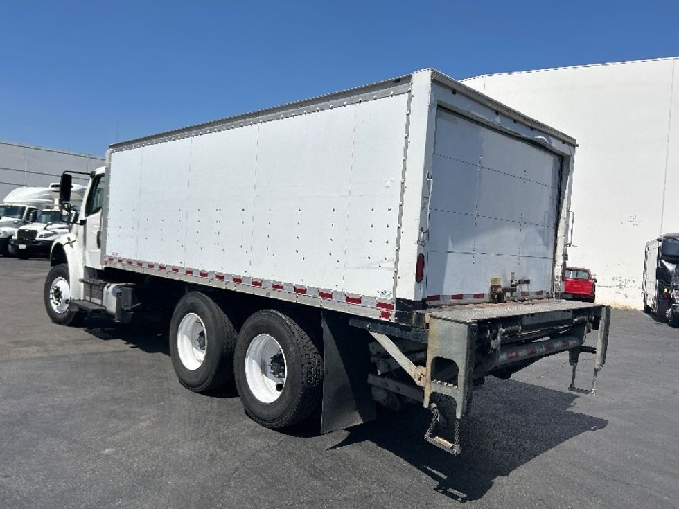 Medium Duty Box Truck-Light and Medium Duty Trucks-Freightliner-2019-M2-Torrance-CA-348,496\n\t\tmiles-$ 25,500 - Image 6