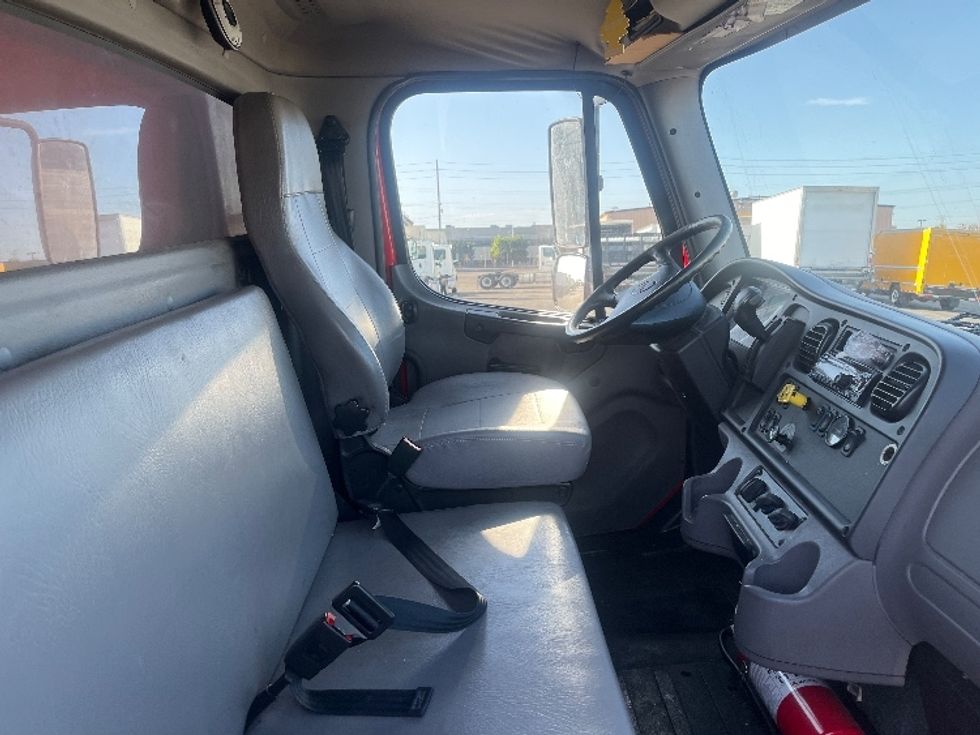 Medium Duty Box Truck-Light and Medium Duty Trucks-Freightliner-2019-M2-Torrance-CA-374,806\n\t\tmiles-$ 21,750 - Image 22