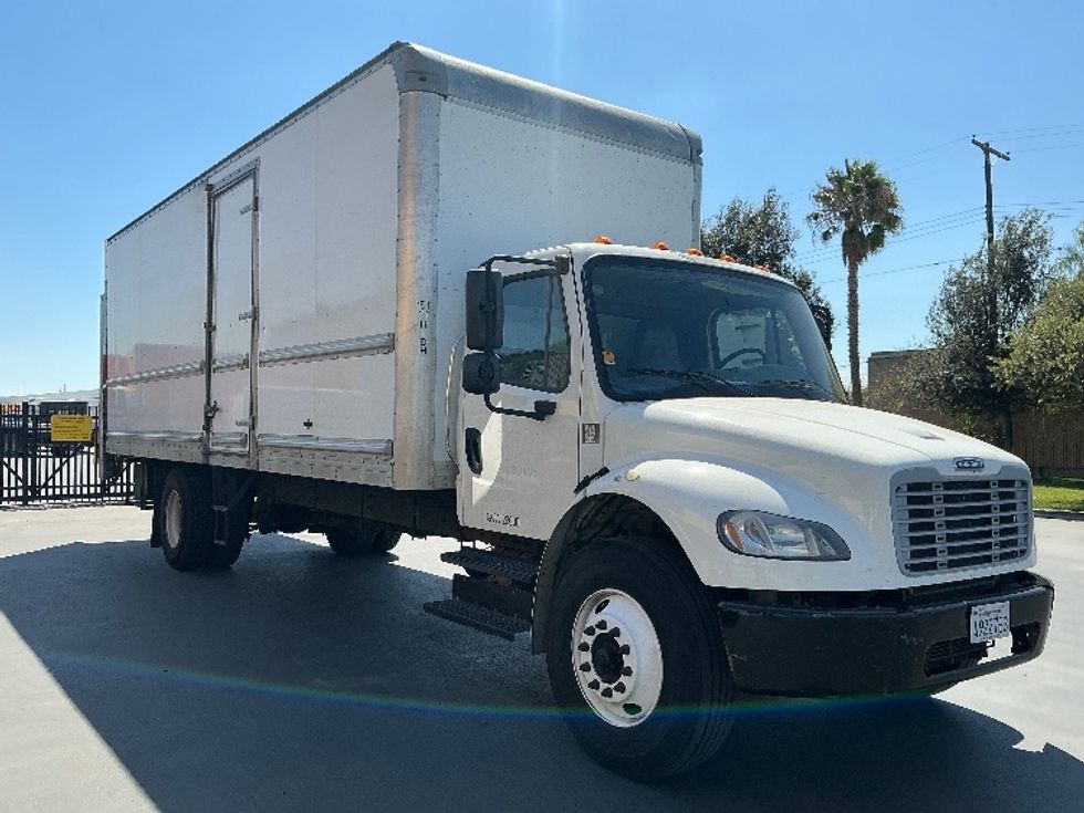 Medium Duty Box Truck-Light and Medium Duty Trucks-Freightliner-2019-M2-Torrance-CA-429,956\n\t\tmiles-$ 21,750 - Image 1