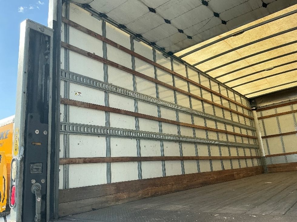 Medium Duty Box Truck-Light and Medium Duty Trucks-Freightliner-2019-M2-Torrance-CA-429,956\n\t\tmiles-$ 21,750 - Image 10