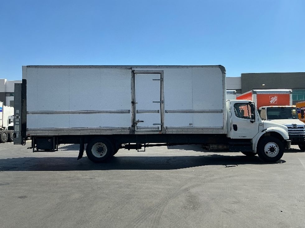 Medium Duty Box Truck-Light and Medium Duty Trucks-Freightliner-2019-M2-Torrance-CA-429,956\n\t\tmiles-$ 21,750 - Image 14