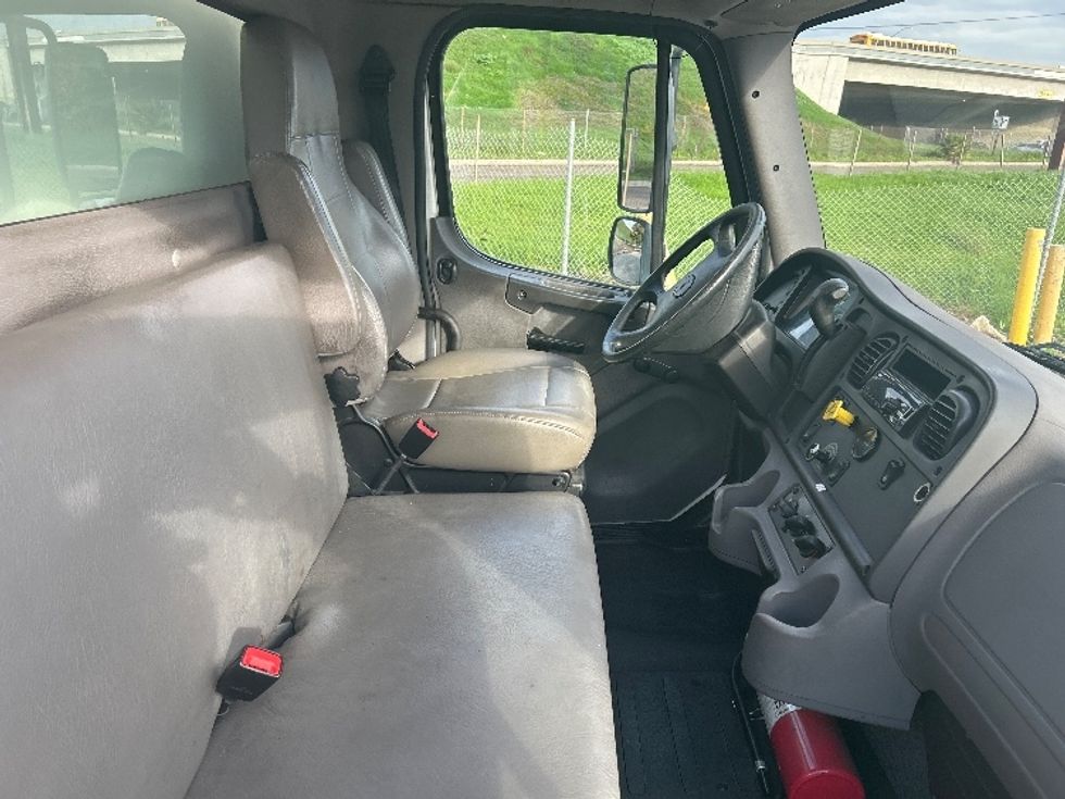 Medium Duty Box Truck-Light and Medium Duty Trucks-Freightliner-2019-M2-Torrance-CA-85,169\n\t\tmiles-$ 56,750 - Image 20
