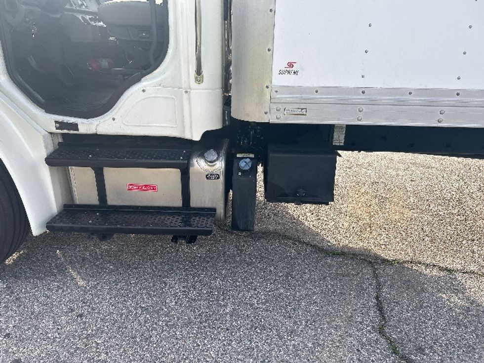 Medium Duty Box Truck-Light and Medium Duty Trucks-Freightliner-2019-M2-Torrance-CA-85,169\n\t\tmiles-$ 56,750 - Image 23