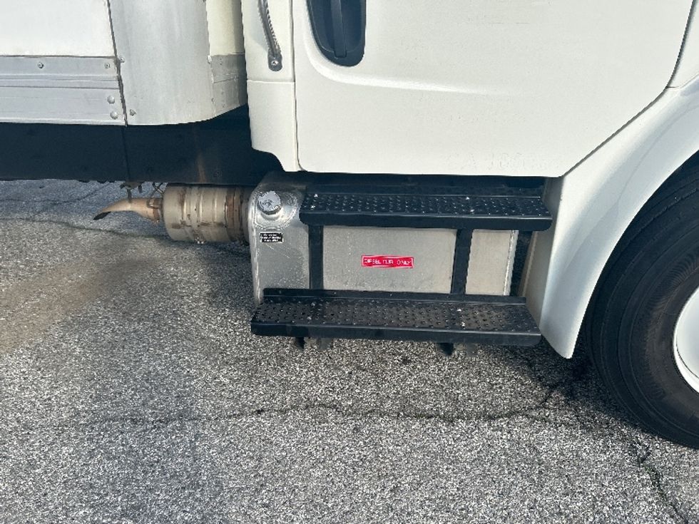 Medium Duty Box Truck-Light and Medium Duty Trucks-Freightliner-2019-M2-Torrance-CA-85,169\n\t\tmiles-$ 56,750 - Image 24