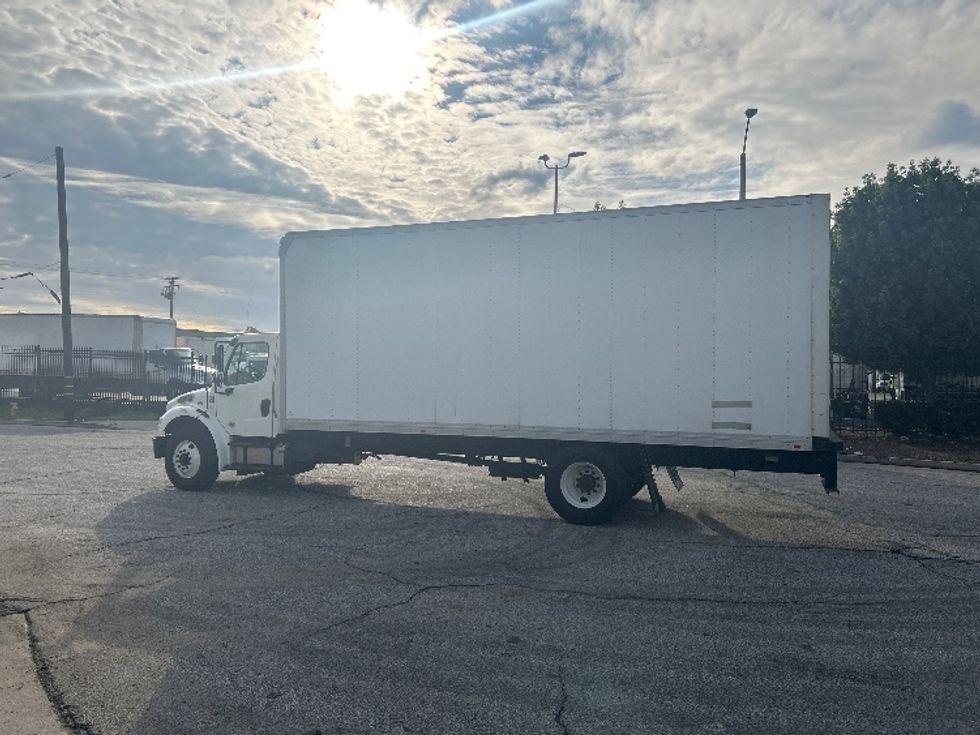 Medium Duty Box Truck-Light and Medium Duty Trucks-Freightliner-2019-M2-Torrance-CA-85,169\n\t\tmiles-$ 56,750 - Image 4