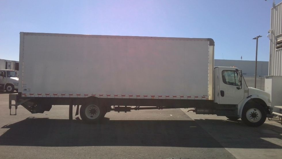 Medium Duty Box Truck-Light and Medium Duty Trucks-Freightliner-2019-M2-Tracy-CA-148,947\n\t\tmiles-$ 55,000 - Image 1