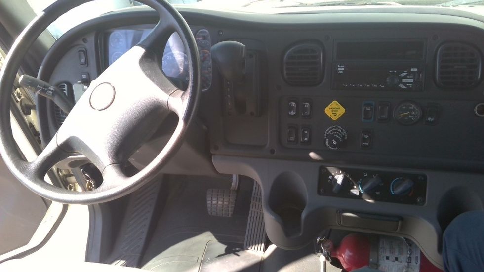 Medium Duty Box Truck-Light and Medium Duty Trucks-Freightliner-2019-M2-Tracy-CA-148,947\n\t\tmiles-$ 55,000 - Image 17