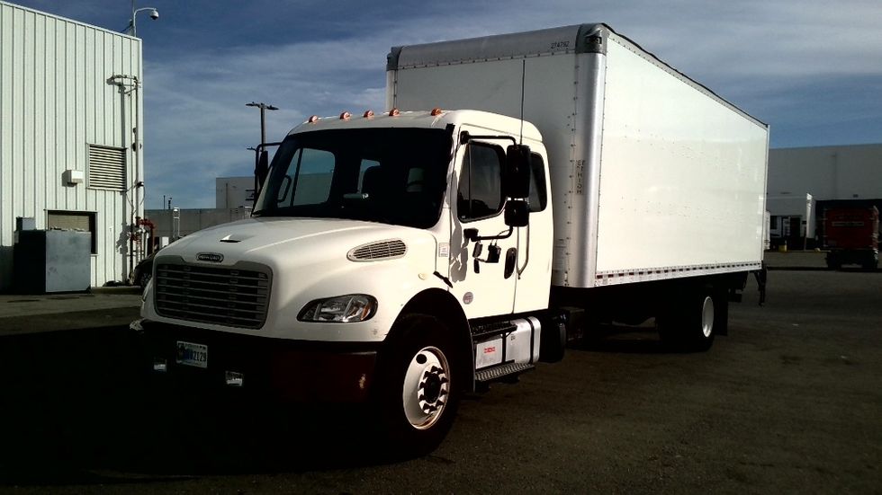 Medium Duty Box Truck-Light and Medium Duty Trucks-Freightliner-2019-M2-Tracy-CA-60,630\n\t\tmiles-$ 66,500 - Image 3