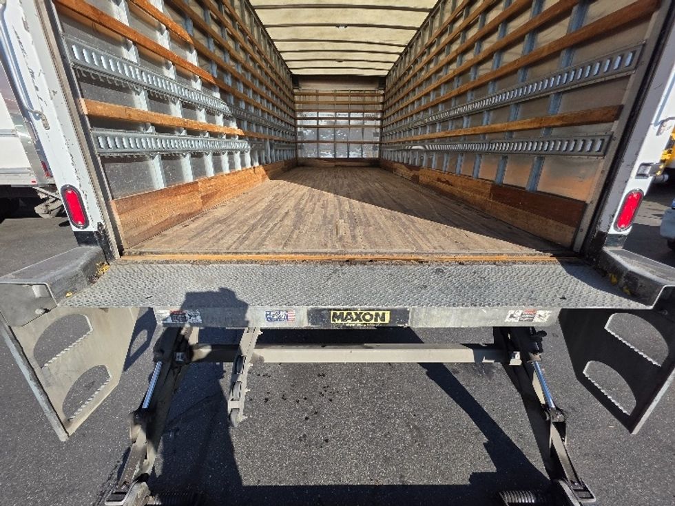 Medium Duty Box Truck-Light and Medium Duty Trucks-Freightliner-2019-M2-Tukwila-WA-134,376\n\t\tmiles-$ 55,500 - Image 10
