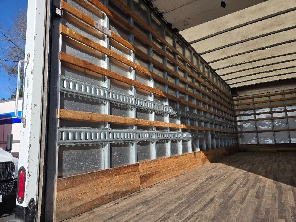 Medium Duty Box Truck-Light and Medium Duty Trucks-Freightliner-2019-M2-Tukwila-WA-134,376\n\t\tmiles-$ 55,500 - Image 11