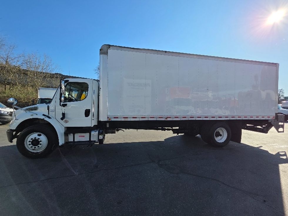 Medium Duty Box Truck-Light and Medium Duty Trucks-Freightliner-2019-M2-Tukwila-WA-134,376\n\t\tmiles-$ 55,500 - Image 4