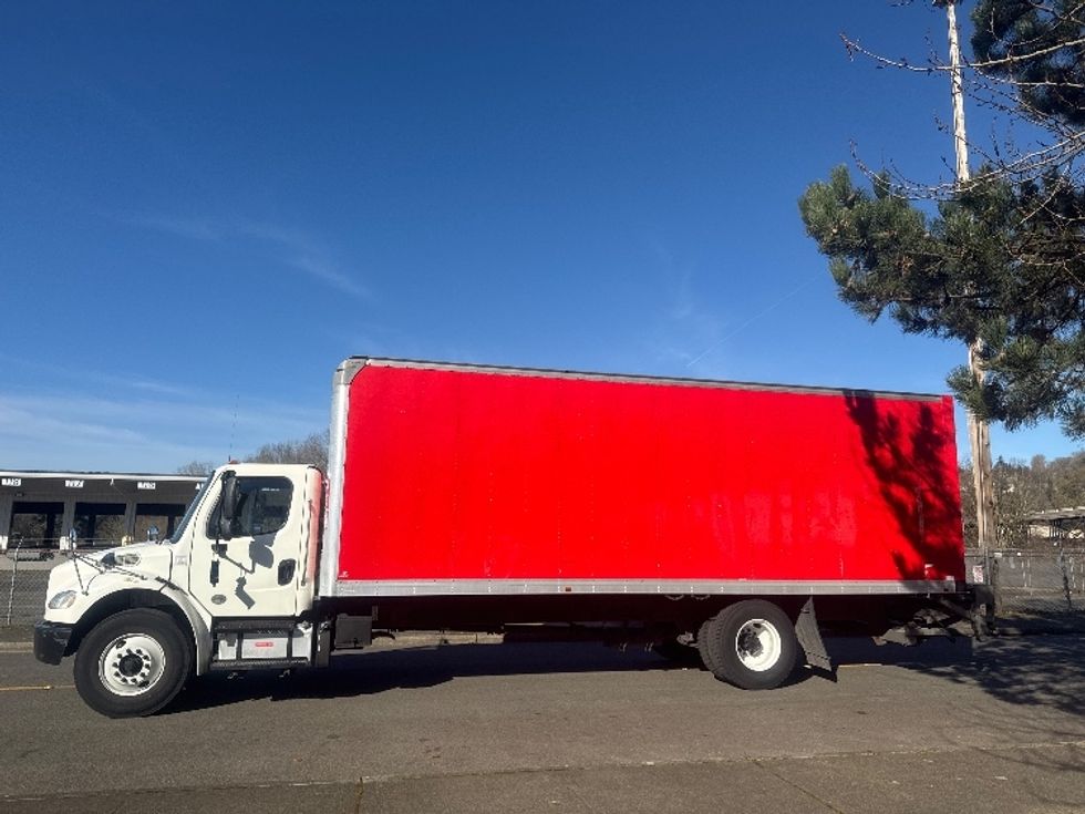 Medium Duty Box Truck-Light and Medium Duty Trucks-Freightliner-2019-M2-Tukwila-WA-158,142\n\t\tmiles-$ 54,000 - Image 4
