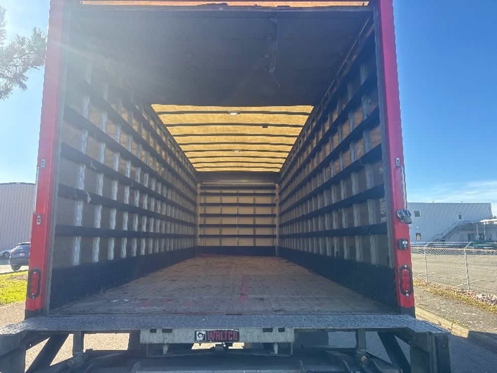 Medium Duty Box Truck-Light and Medium Duty Trucks-Freightliner-2019-M2-Tukwila-WA-158,142\n\t\tmiles-$ 54,000 - Image 8