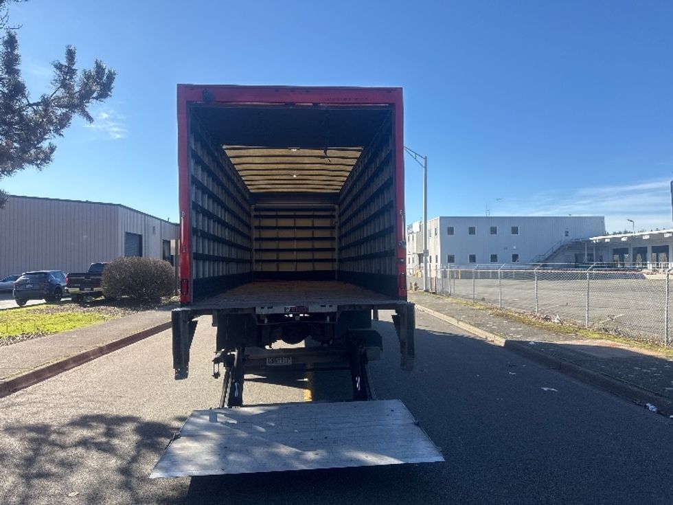 Medium Duty Box Truck-Light and Medium Duty Trucks-Freightliner-2019-M2-Tukwila-WA-158,142\n\t\tmiles-$ 54,000 - Image 9
