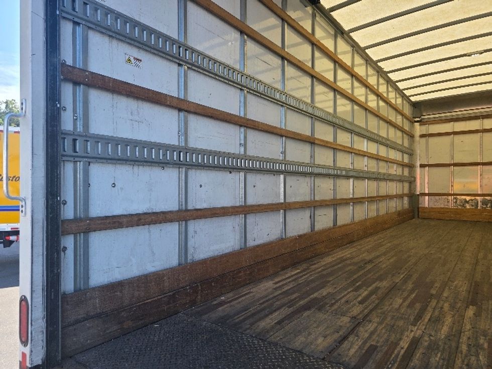 Medium Duty Box Truck-Light and Medium Duty Trucks-Freightliner-2019-M2-Tukwila-WA-161,718\n\t\tmiles-$ 58,000 - Image 11