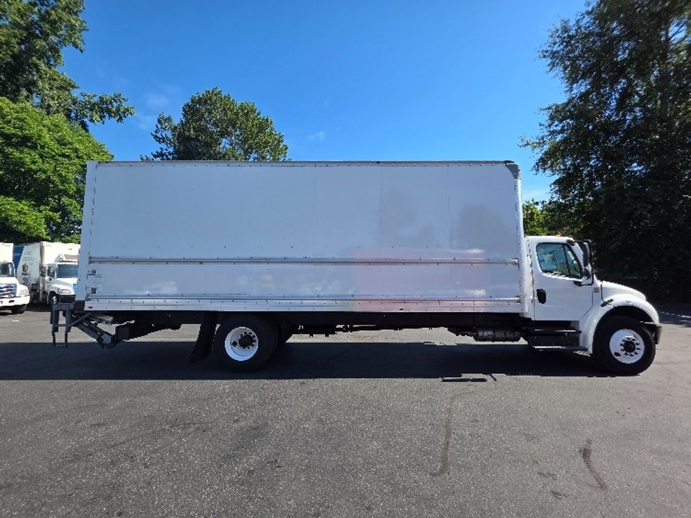 Medium Duty Box Truck-Light and Medium Duty Trucks-Freightliner-2019-M2-Tukwila-WA-161,718\n\t\tmiles-$ 58,000 - Image 15