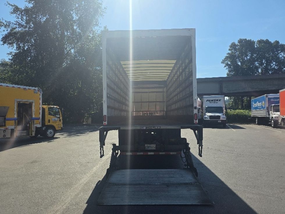 Medium Duty Box Truck-Light and Medium Duty Trucks-Freightliner-2019-M2-Tukwila-WA-161,718\n\t\tmiles-$ 58,000 - Image 9