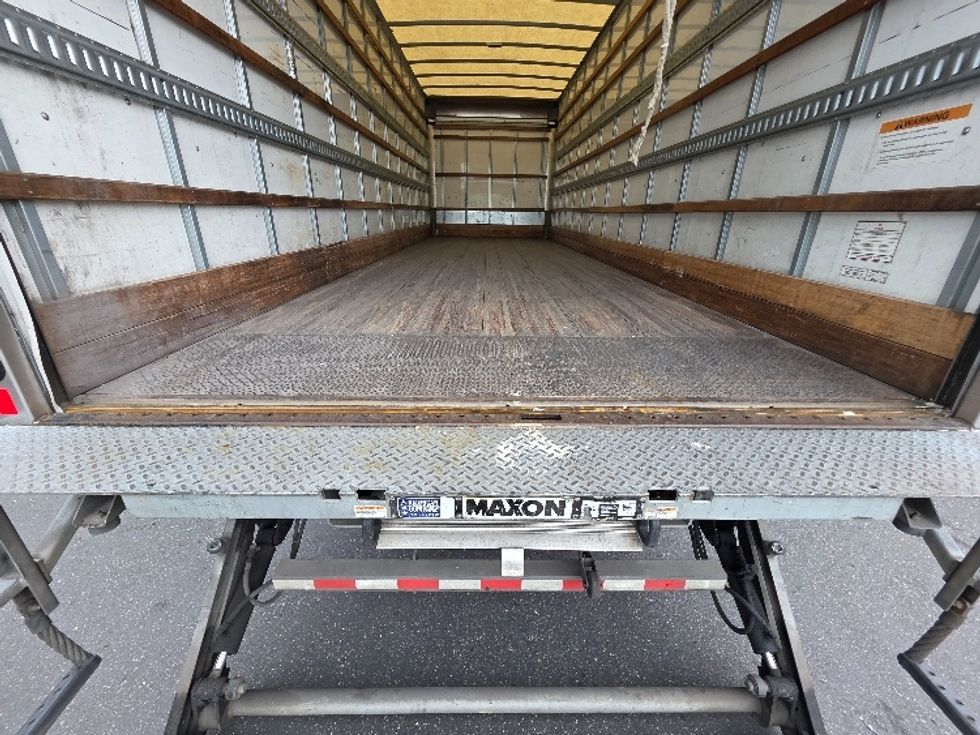 Medium Duty Box Truck-Light and Medium Duty Trucks-Freightliner-2019-M2-Tukwila-WA-173,976\n\t\tmiles-$ 53,250 - Image 10