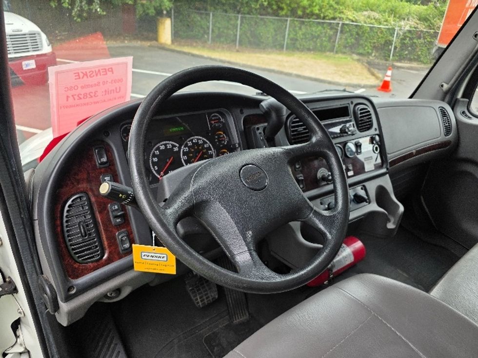 Medium Duty Box Truck-Light and Medium Duty Trucks-Freightliner-2019-M2-Tukwila-WA-173,976\n\t\tmiles-$ 53,250 - Image 17