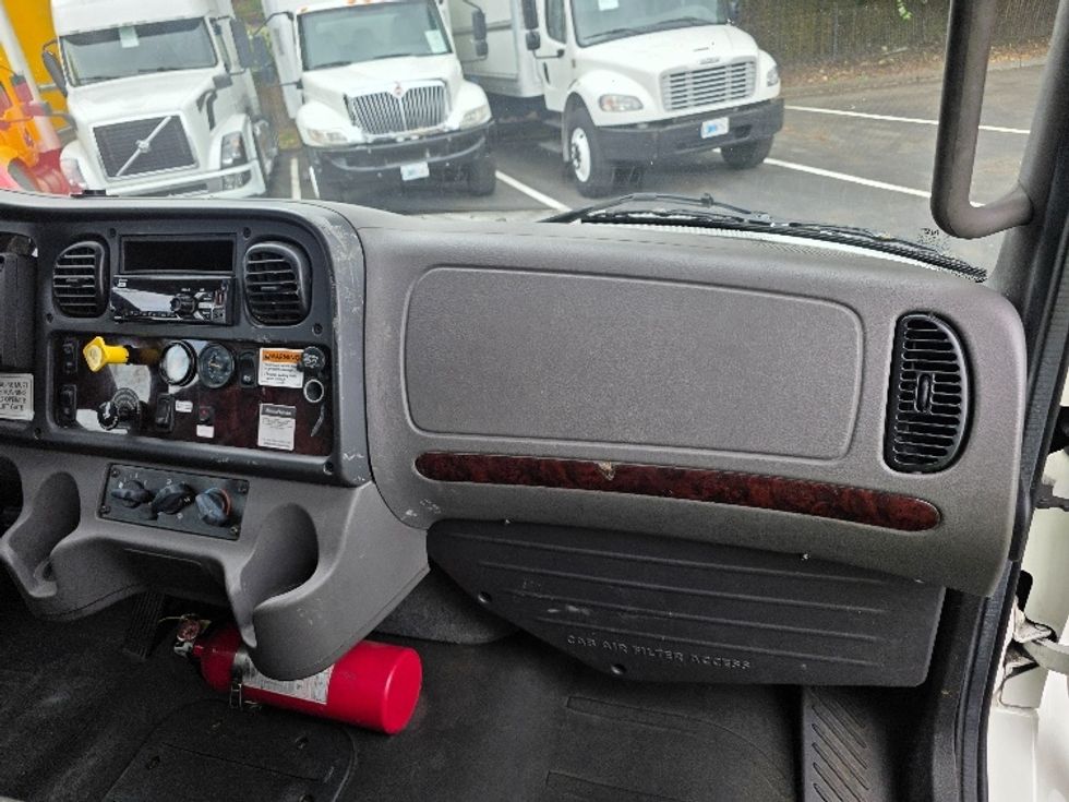 Medium Duty Box Truck-Light and Medium Duty Trucks-Freightliner-2019-M2-Tukwila-WA-173,976\n\t\tmiles-$ 53,250 - Image 21