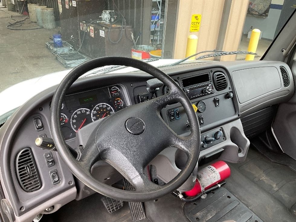 Medium Duty Box Truck-Light and Medium Duty Trucks-Freightliner-2019-M2-Tuscaloosa-AL-71,276\n\t\tmiles-$ 59,750 - Image 17