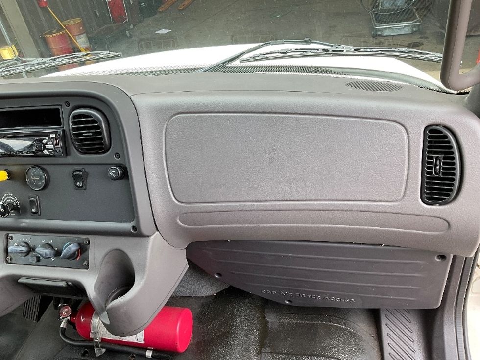 Medium Duty Box Truck-Light and Medium Duty Trucks-Freightliner-2019-M2-Tuscaloosa-AL-71,276\n\t\tmiles-$ 59,750 - Image 21