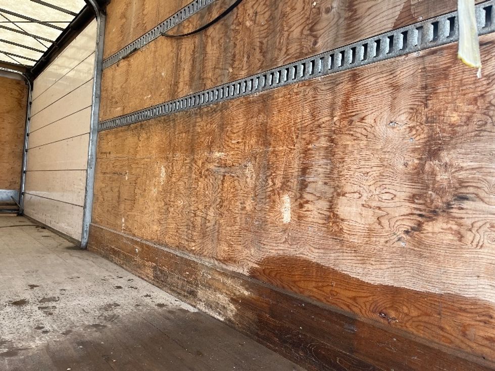 Medium Duty Box Truck-Light and Medium Duty Trucks-Freightliner-2019-M2-Warren-MI-202,660\n\t\tmiles-$ 46,500 - Image 11