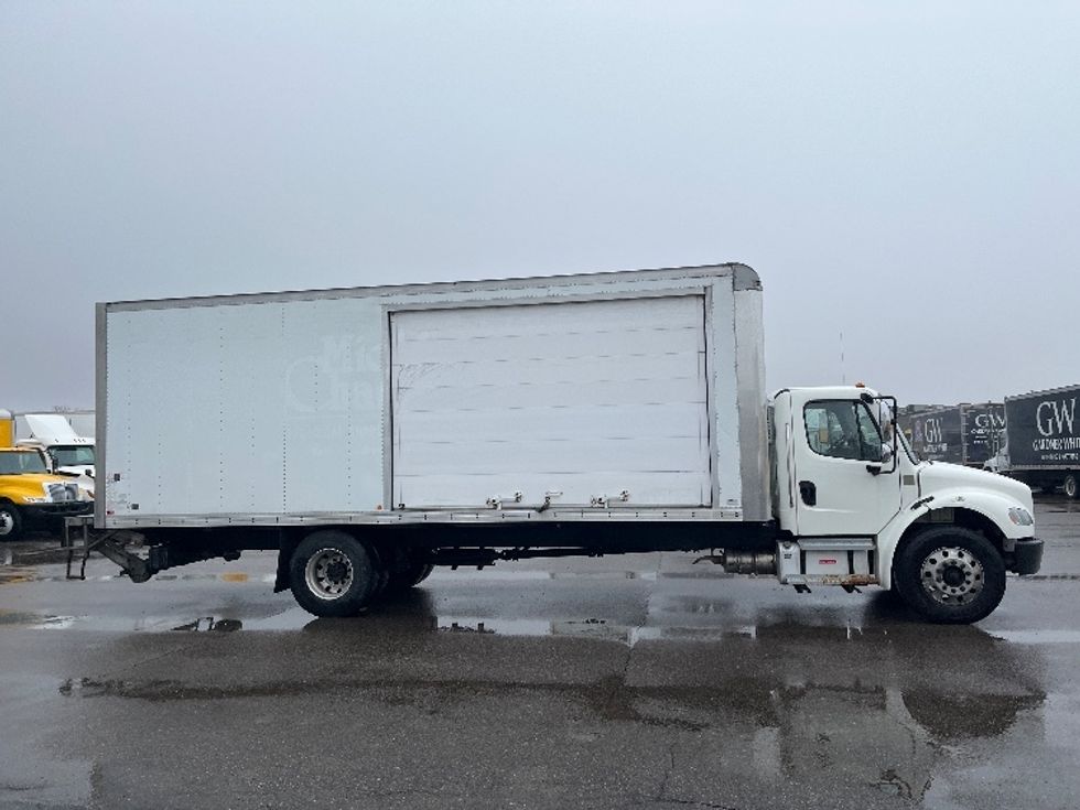 Medium Duty Box Truck-Light and Medium Duty Trucks-Freightliner-2019-M2-Warren-MI-202,660\n\t\tmiles-$ 46,500 - Image 14