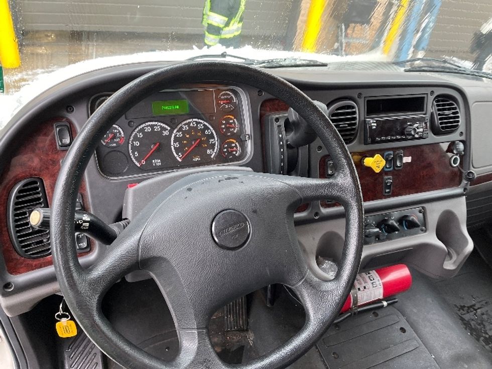 Medium Duty Box Truck-Light and Medium Duty Trucks-Freightliner-2019-M2-Warren-MI-41,117\n\t\tmiles-$ 56,750 - Image 17