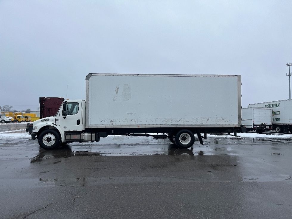 Medium Duty Box Truck-Light and Medium Duty Trucks-Freightliner-2019-M2-Warren-MI-41,117\n\t\tmiles-$ 56,750 - Image 4