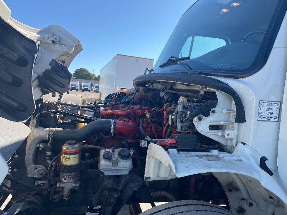 Medium Duty Box Truck-Light and Medium Duty Trucks-Freightliner-2019-M2-Warren-MI-51,877\n\t\tmiles-$ 64,000 - Image 24
