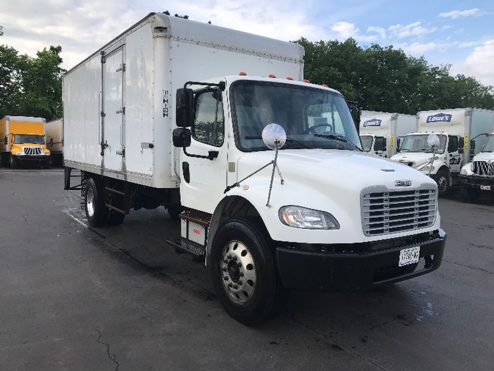 Medium Duty Box Truck-Light and Medium Duty Trucks-Freightliner-2019-M2-Watertown-NY-184,765\n\t\tmiles-$ 33,250 - Image 1