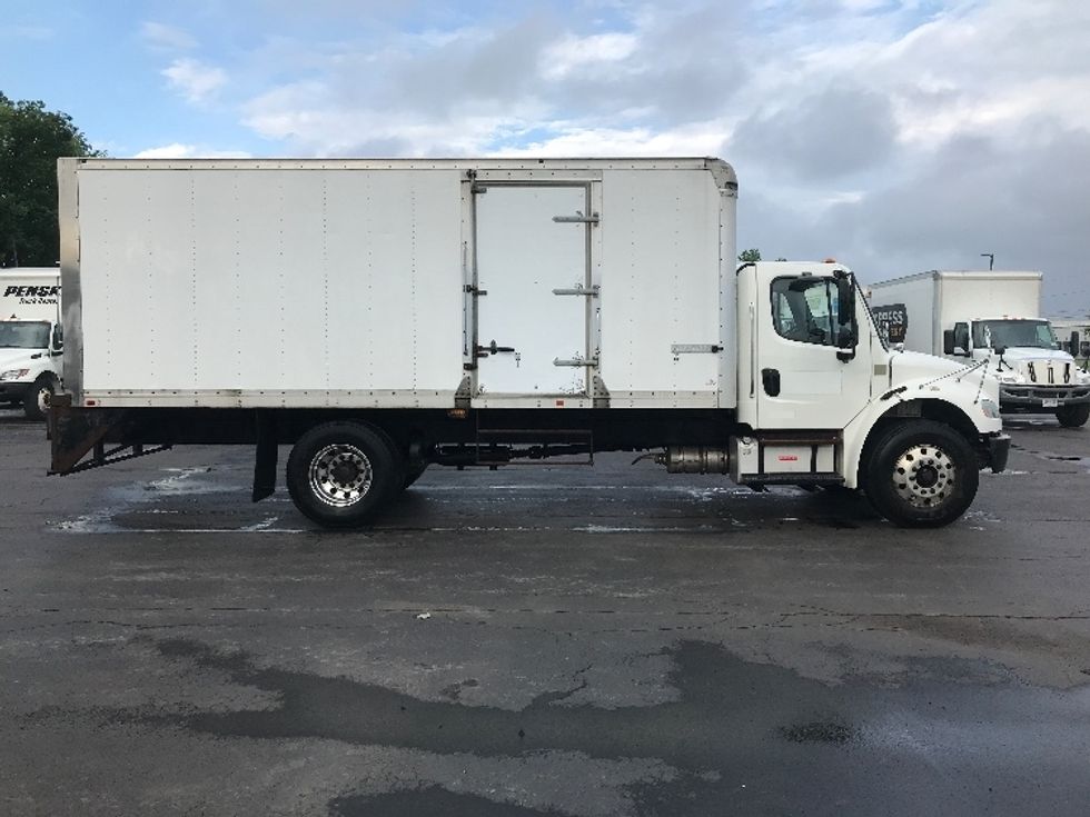 Medium Duty Box Truck-Light and Medium Duty Trucks-Freightliner-2019-M2-Watertown-NY-184,765\n\t\tmiles-$ 33,250 - Image 15