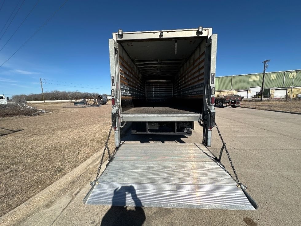 Medium Duty Box Truck-Light and Medium Duty Trucks-Freightliner-2019-M2-Waxahachie-TX-141,240\n\t\tmiles-$ 49,250 - Image 8