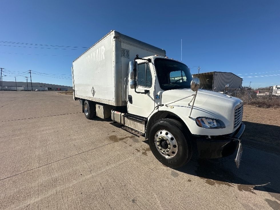 Medium Duty Box Truck-Light and Medium Duty Trucks-Freightliner-2019-M2-Waxahachie-TX-156,019\n\t\tmiles-$ 40,000 - Image 1