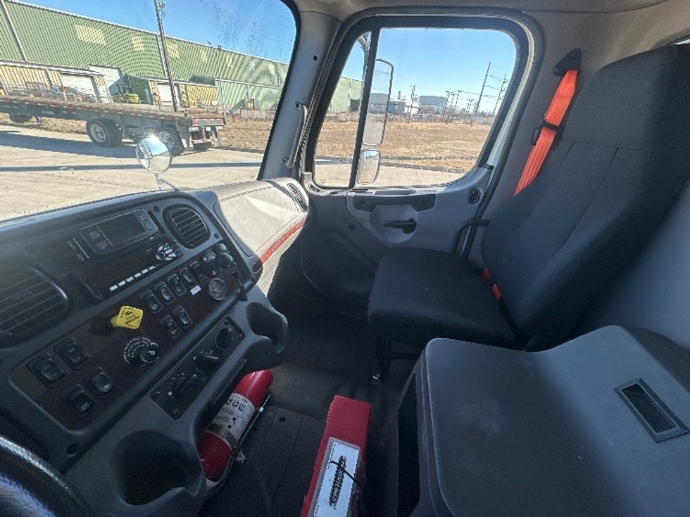 Medium Duty Box Truck-Light and Medium Duty Trucks-Freightliner-2019-M2-Waxahachie-TX-156,019\n\t\tmiles-$ 40,000 - Image 19