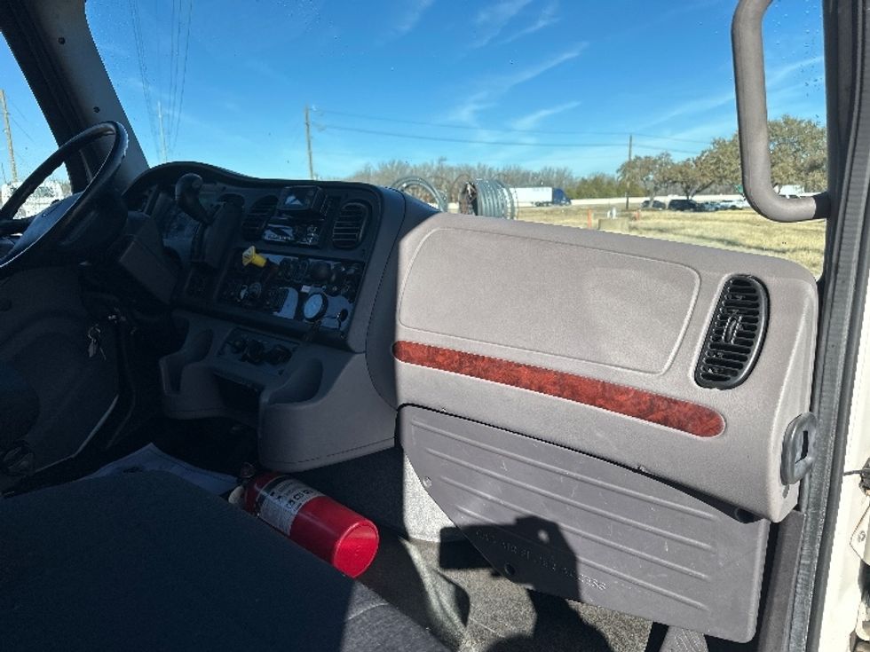 Medium Duty Box Truck-Light and Medium Duty Trucks-Freightliner-2019-M2-Waxahachie-TX-156,019\n\t\tmiles-$ 40,000 - Image 22