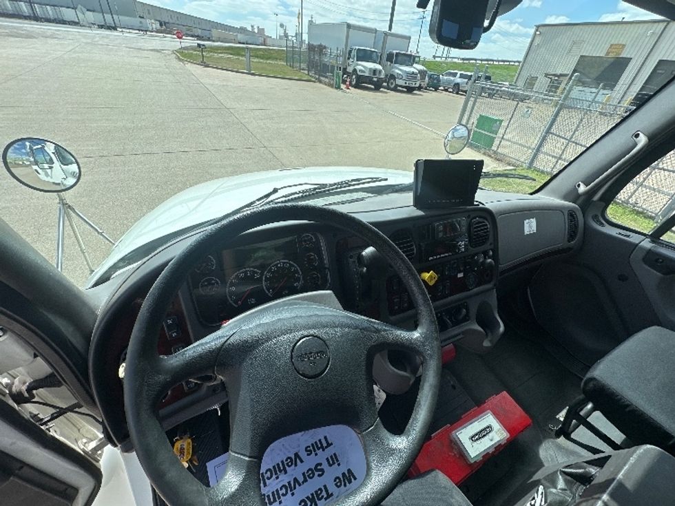 Medium Duty Box Truck-Light and Medium Duty Trucks-Freightliner-2019-M2-Waxahachie-TX-225,737\n\t\tmiles-$ 30,250 - Image 18