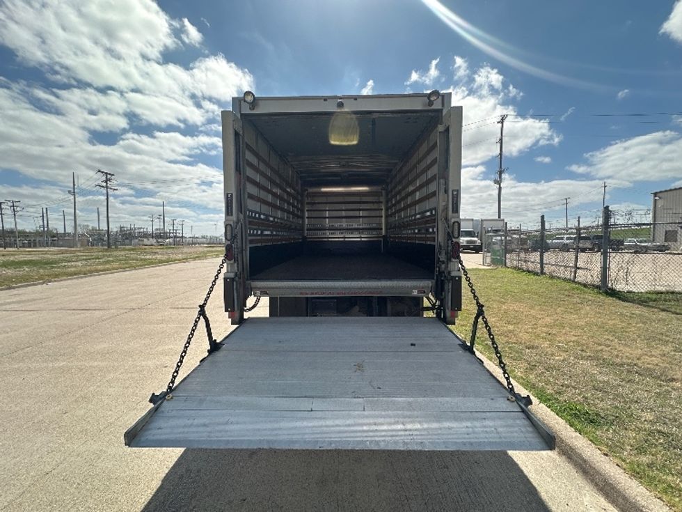Medium Duty Box Truck-Light and Medium Duty Trucks-Freightliner-2019-M2-Waxahachie-TX-225,737\n\t\tmiles-$ 30,250 - Image 8