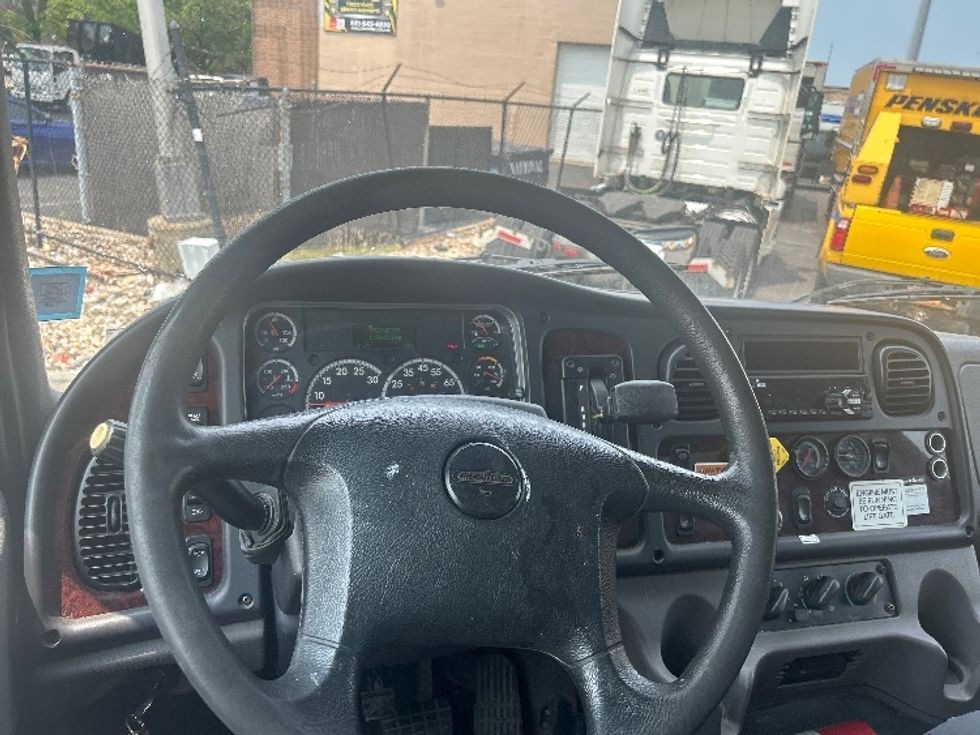 Medium Duty Box Truck-Light and Medium Duty Trucks-Freightliner-2019-M2-West Babylon-NY-107,022\n\t\tmiles-$ 58,000 - Image 17