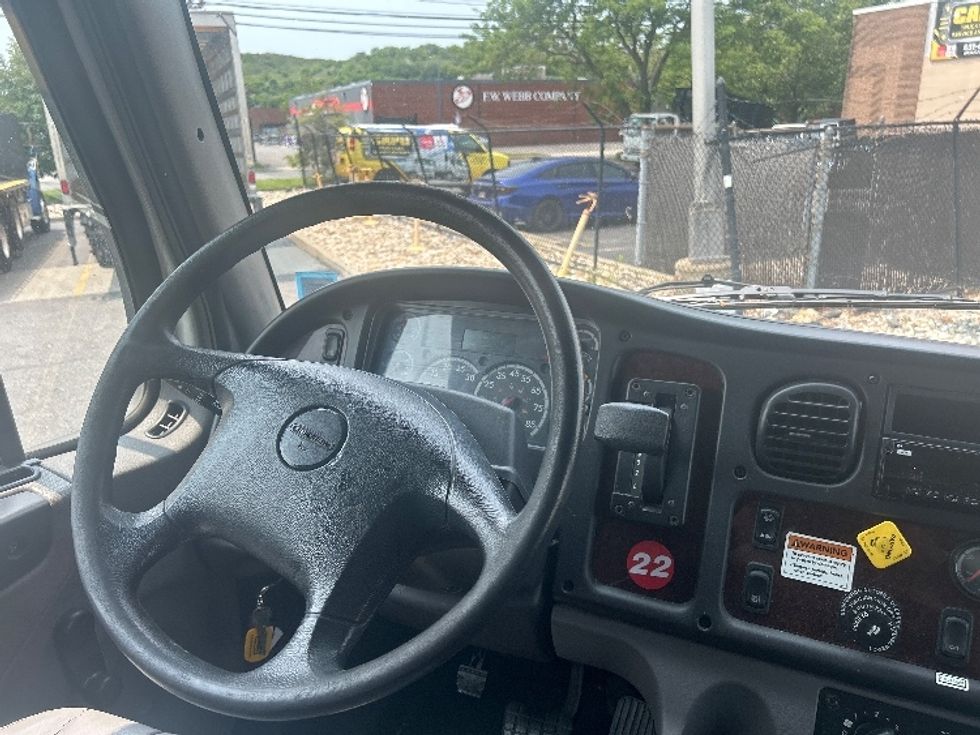 Medium Duty Box Truck-Light and Medium Duty Trucks-Freightliner-2019-M2-West Babylon-NY-107,022\n\t\tmiles-$ 58,000 - Image 18