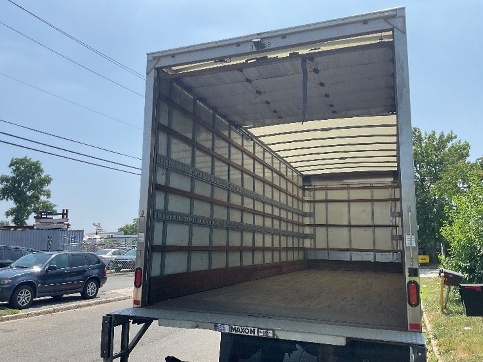 Medium Duty Box Truck-Light and Medium Duty Trucks-Freightliner-2019-M2-West Babylon-NY-141,847\n\t\tmiles-$ 53,500 - Image 10