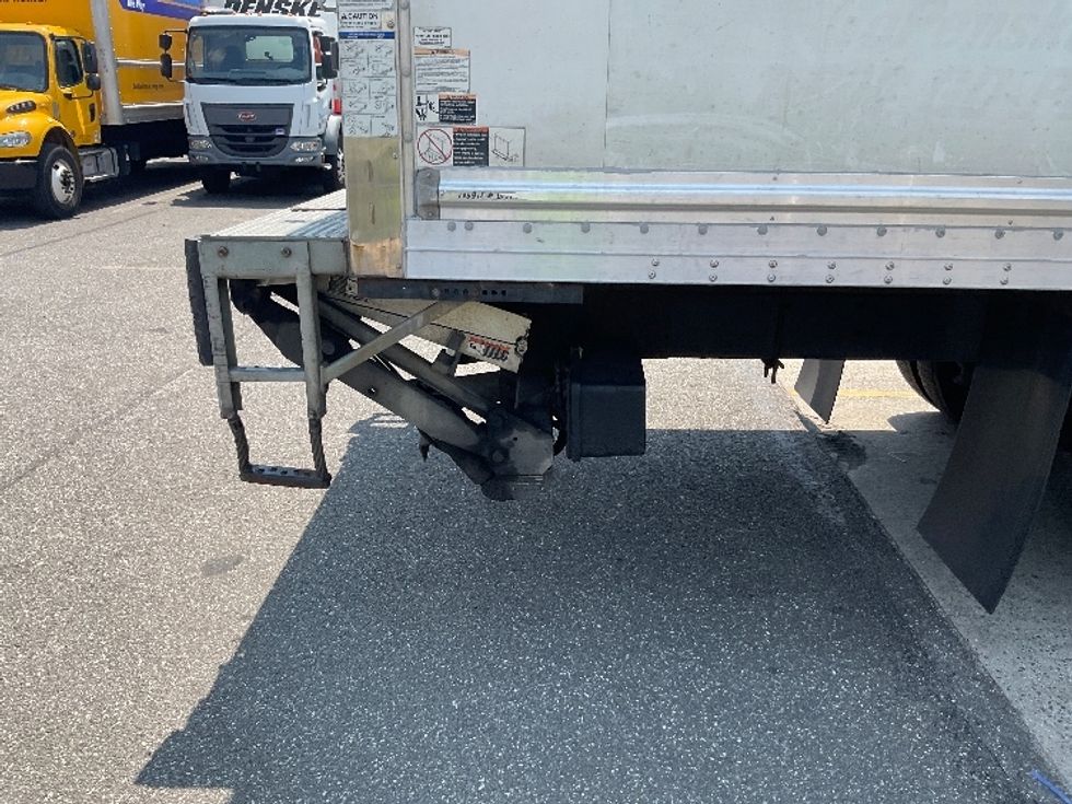 Medium Duty Box Truck-Light and Medium Duty Trucks-Freightliner-2019-M2-West Babylon-NY-141,847\n\t\tmiles-$ 53,500 - Image 25